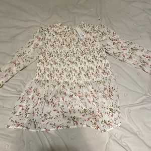 size L puff sleeve top from Francesca’s